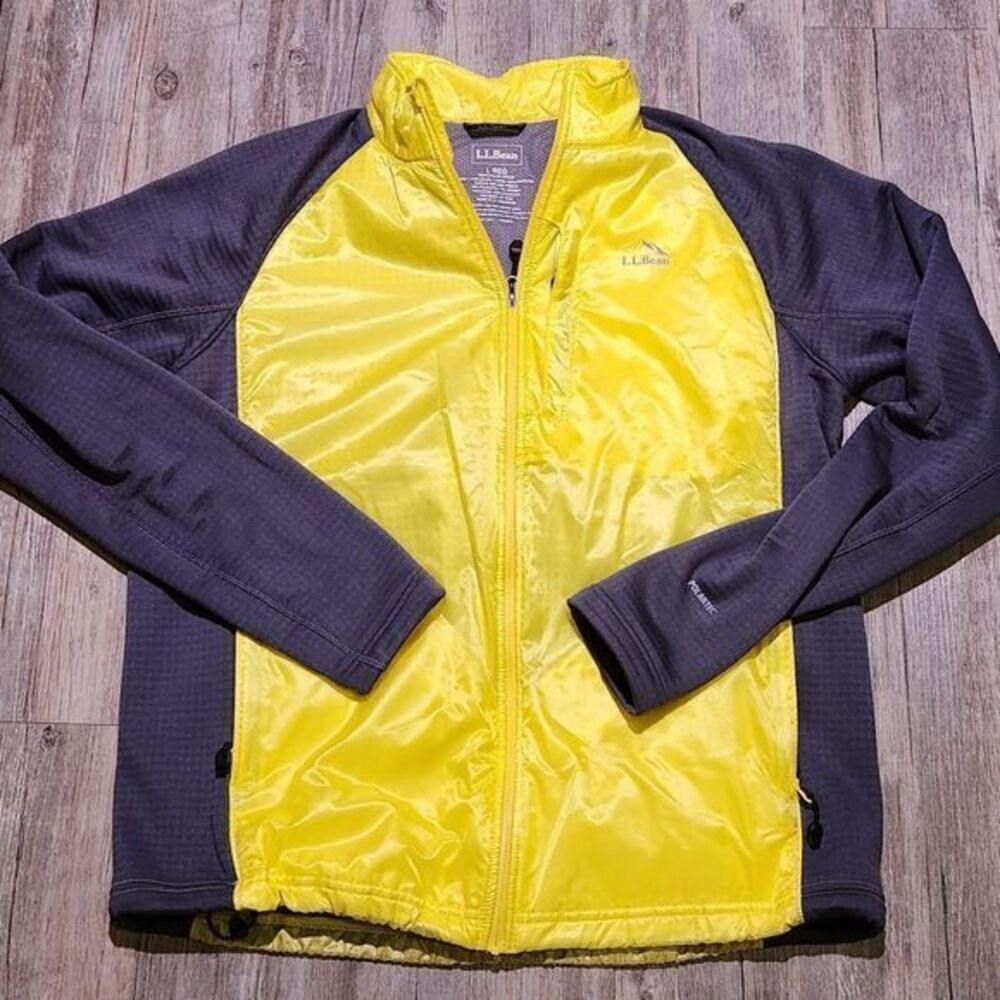 L.L.‎ Bean polartec jacket size large.